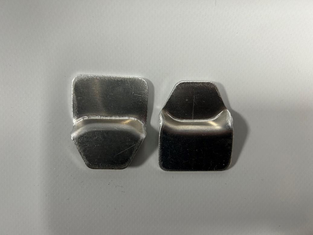 Side & Tailgate Hooks